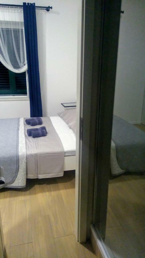 Studio Apartman Adris Hotel Sibenik Luaran gambar