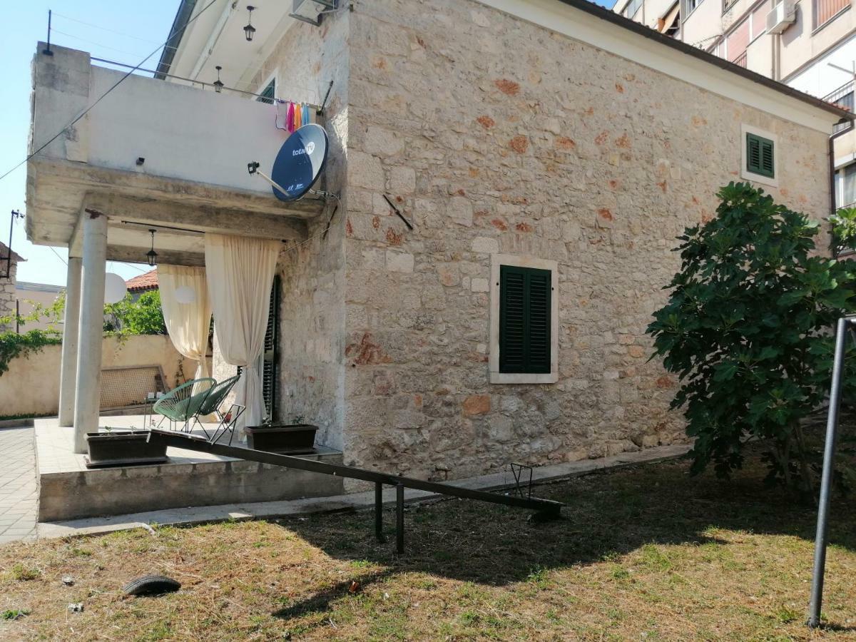 Studio Apartman Adris Hotel Sibenik Luaran gambar