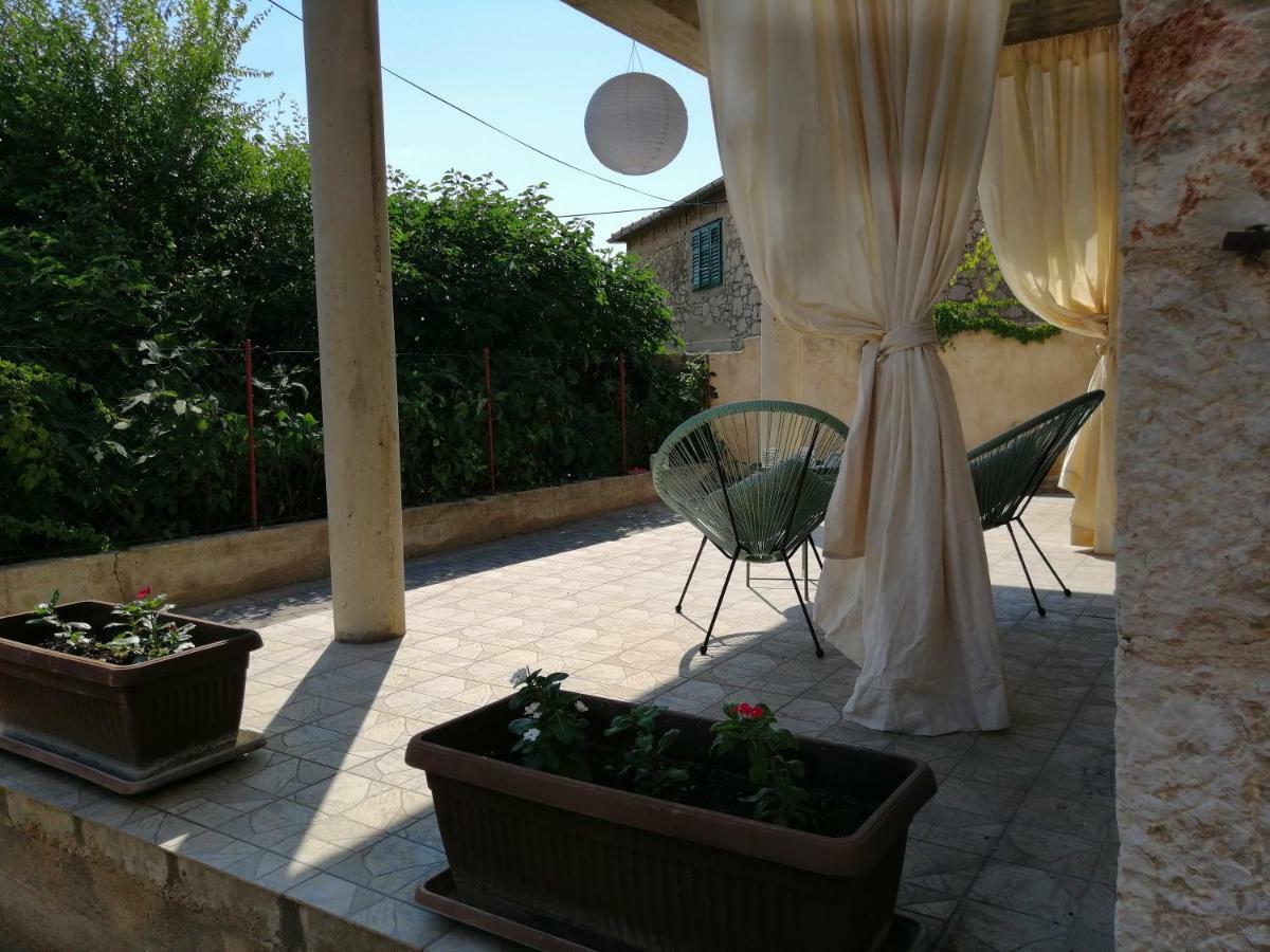 Studio Apartman Adris Hotel Sibenik Luaran gambar