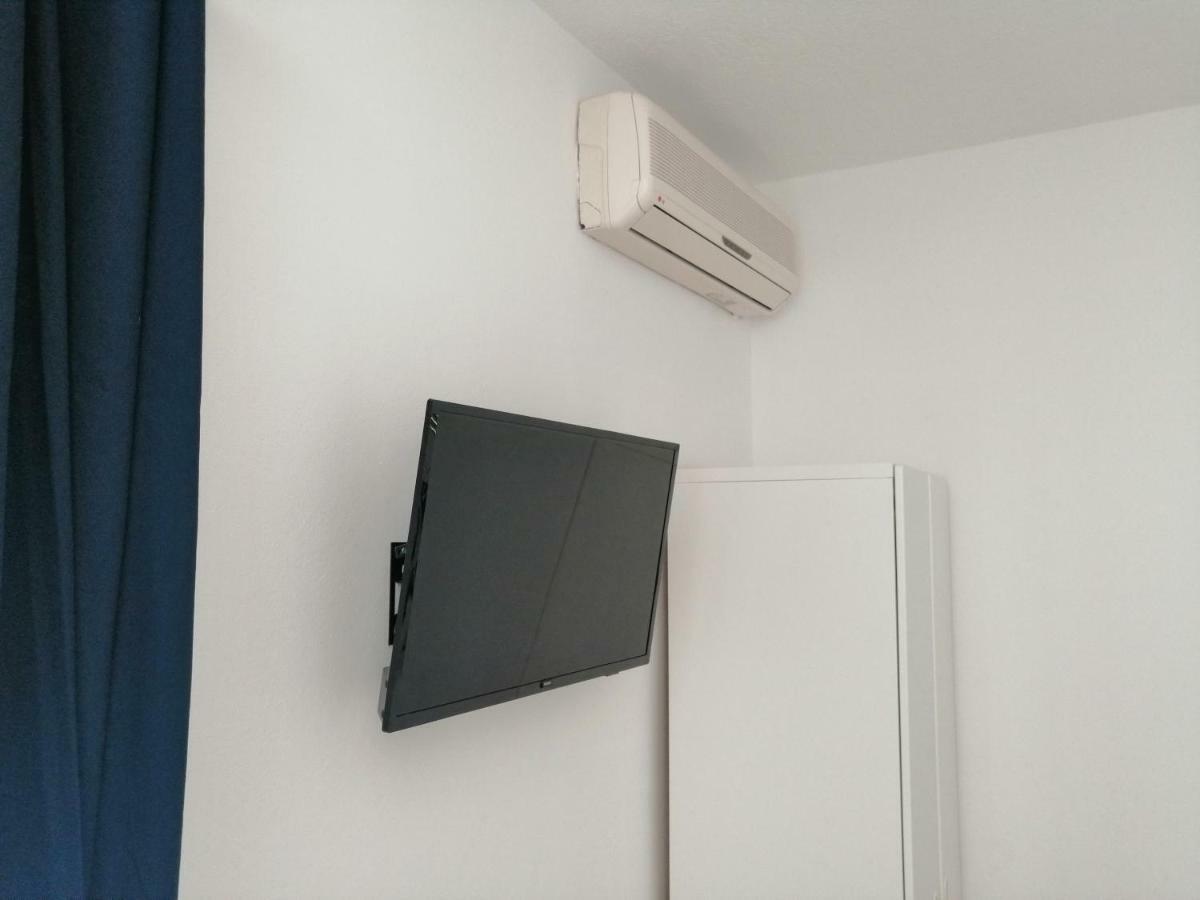 Studio Apartman Adris Hotel Sibenik Luaran gambar